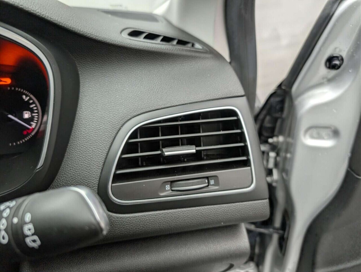 Used Renault Megane 2017 for sale - 77713908: Photo 19