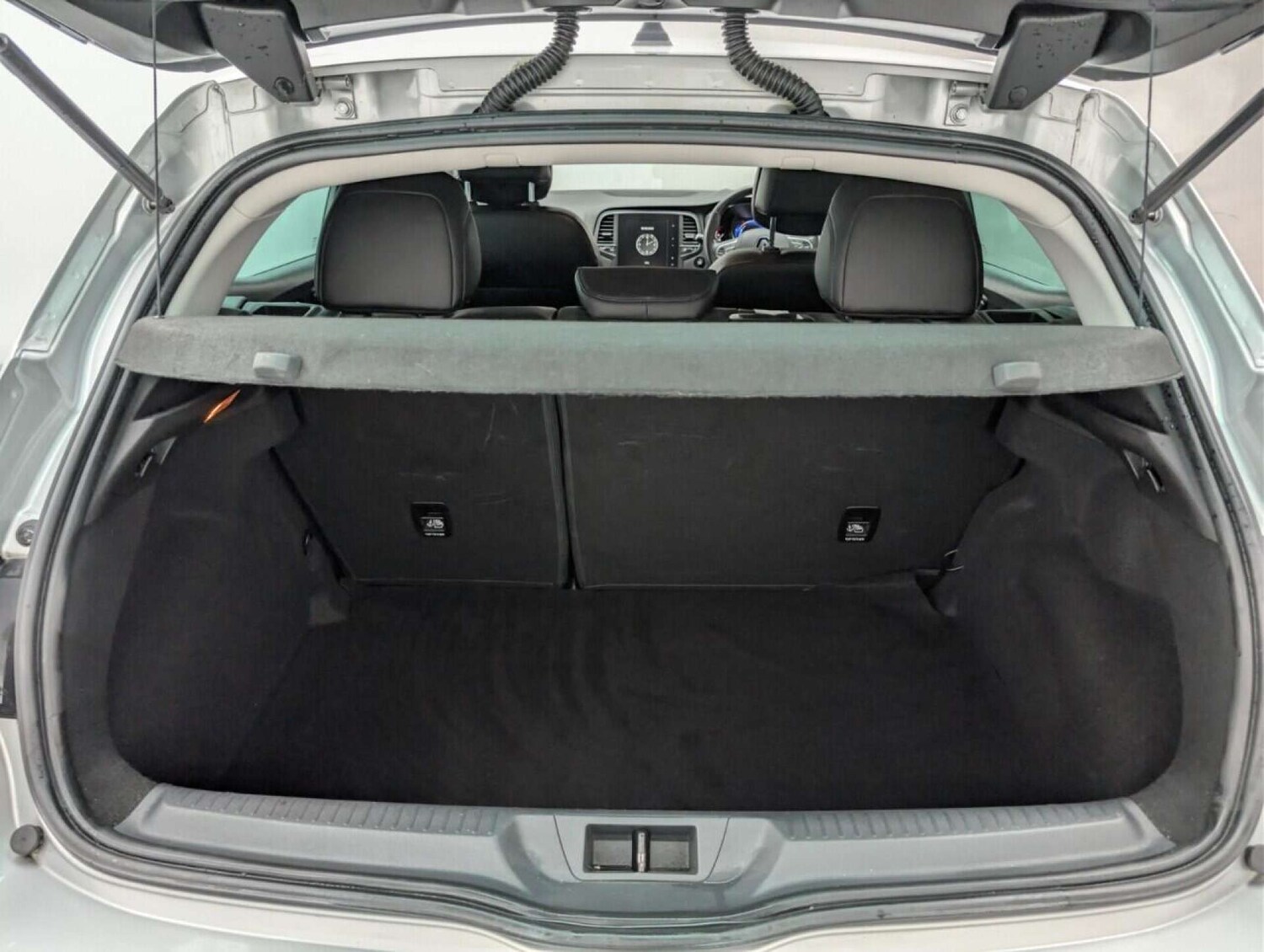 Used Renault Megane 2017 for sale - 77713908: Photo 24