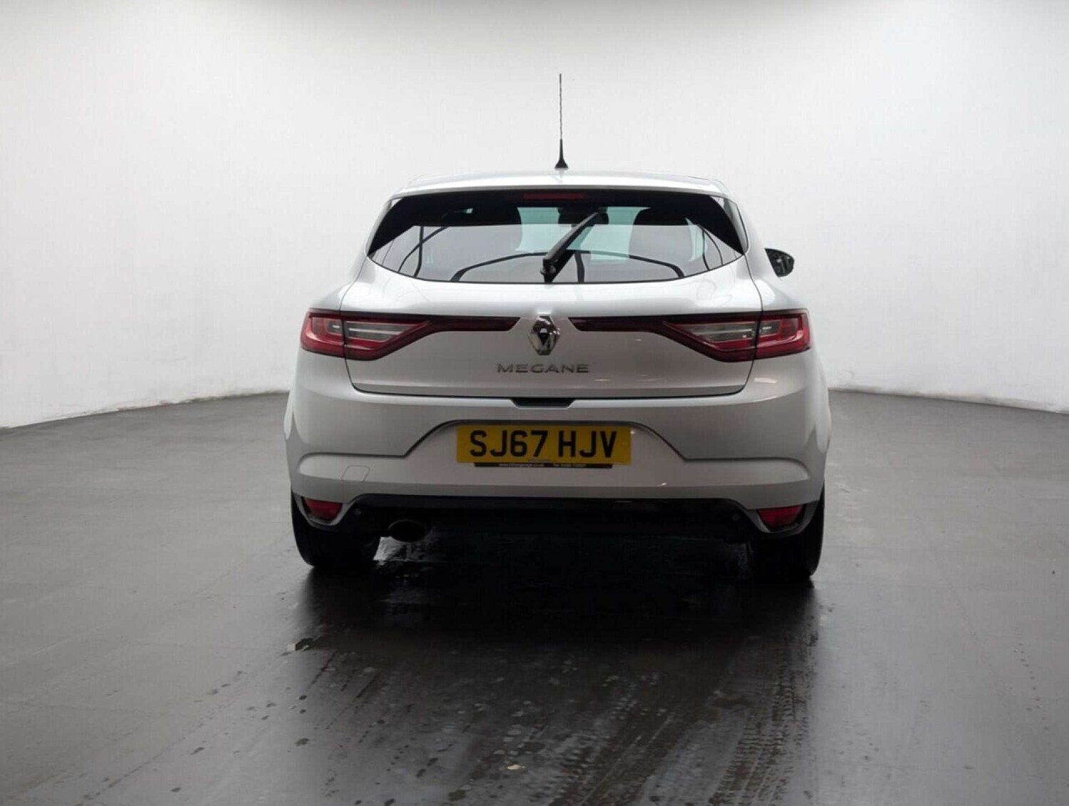 Used Renault Megane 2017 for sale - 77713908: Photo 7