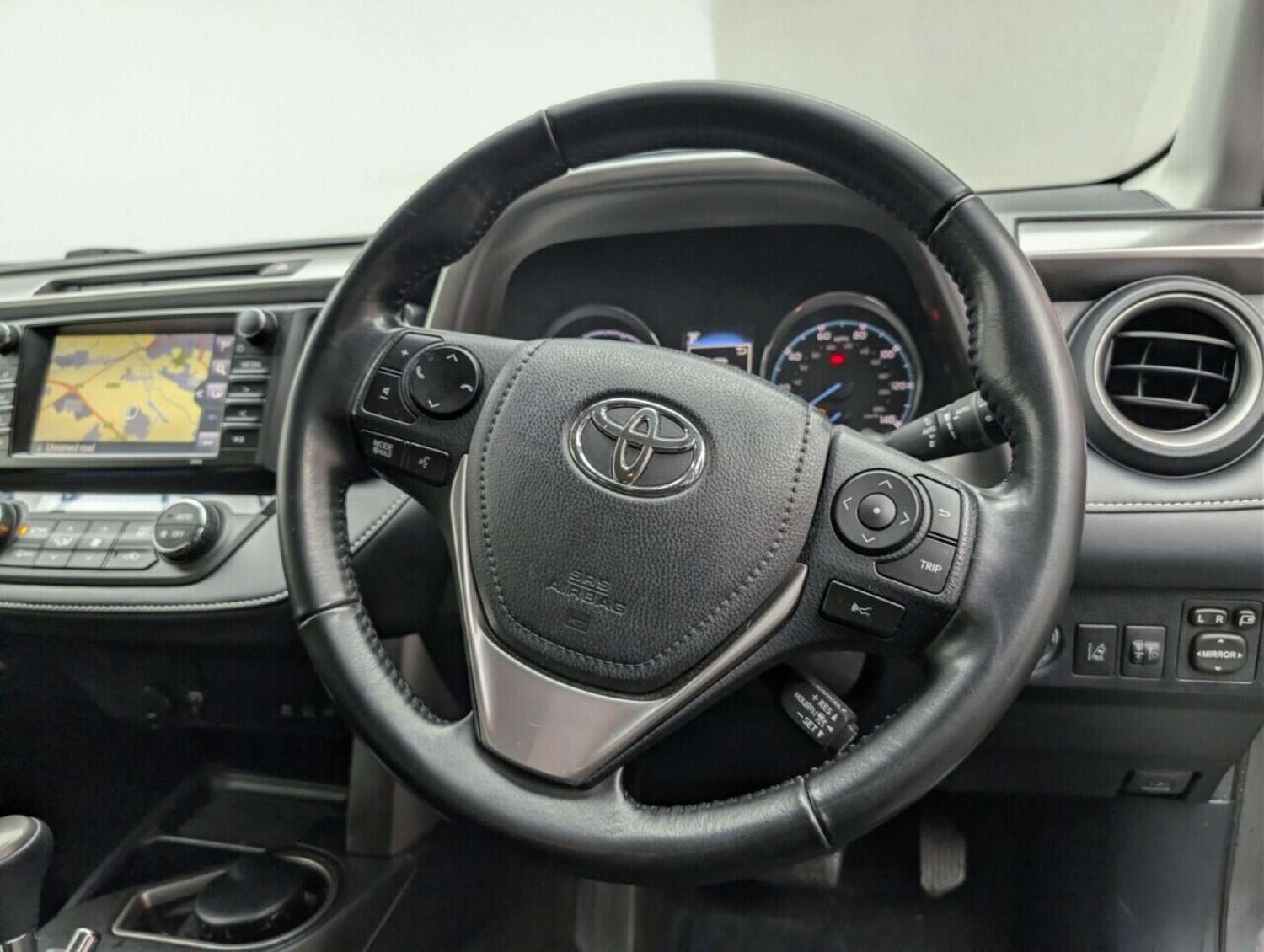 Used Toyota RAV4 2018 for sale - 77714036: Photo 22