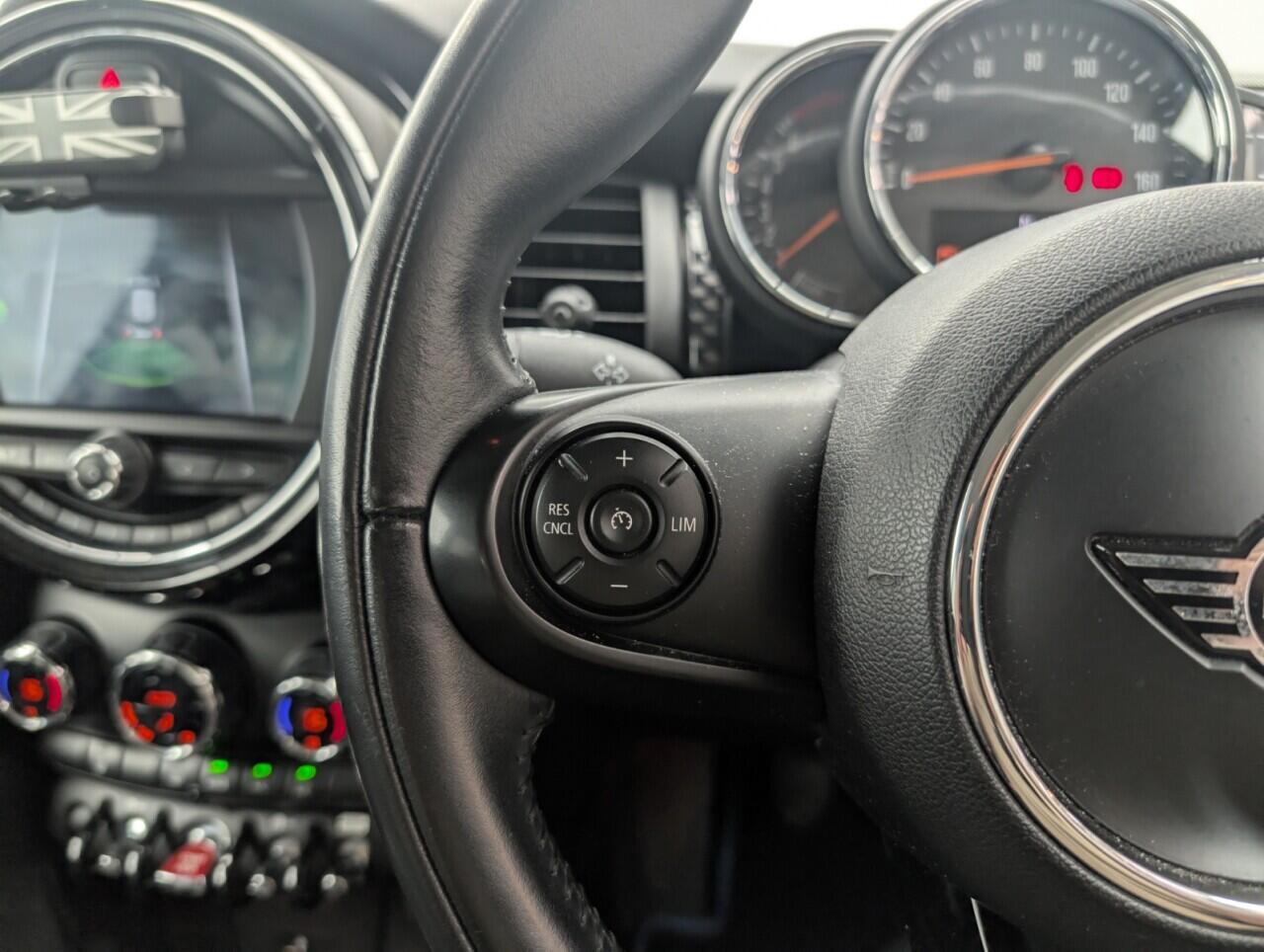 Used MINI Hatch 2018 for sale - 76425657: Photo 19