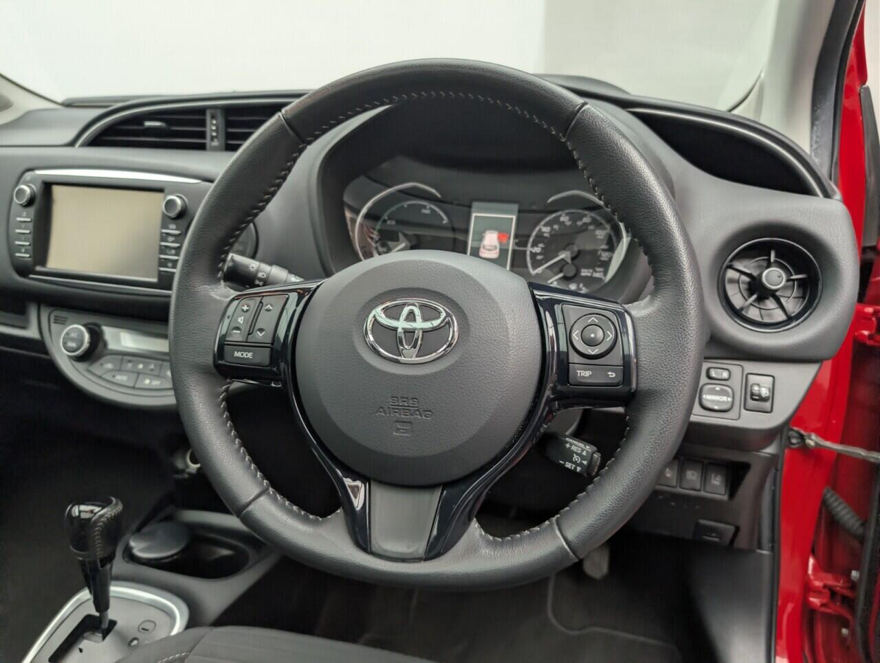 Used Toyota Yaris 2017 for sale - 76801182: Photo 18