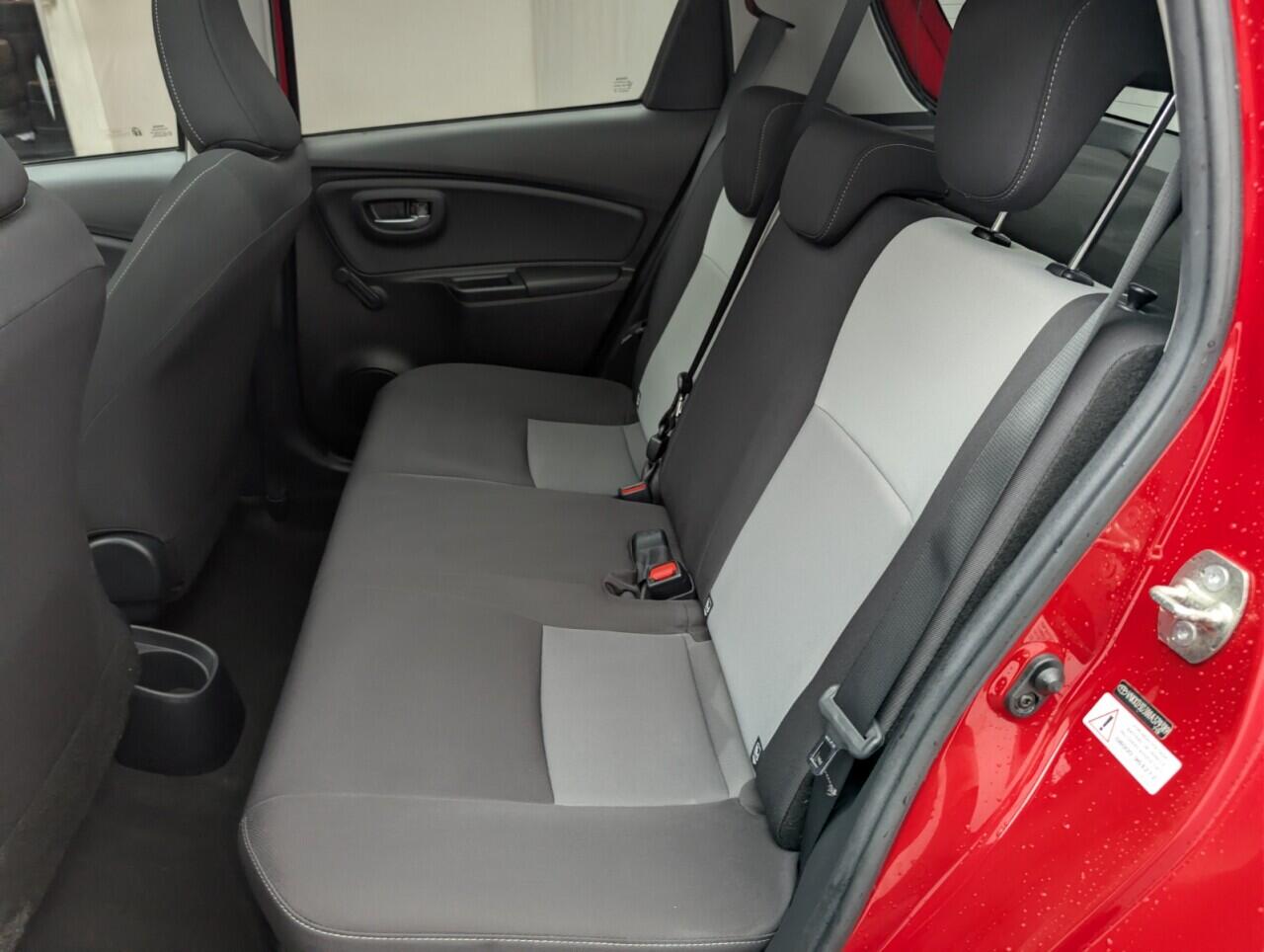 Used Toyota Yaris 2017 for sale - 76801182: Photo 23