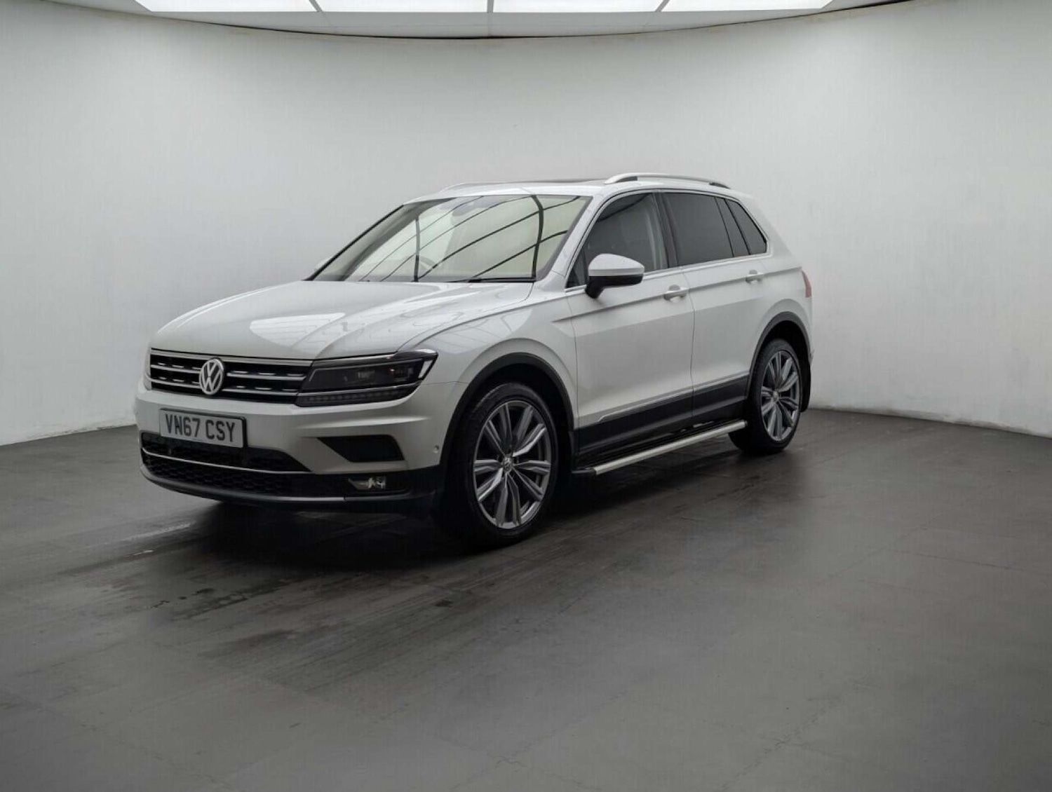 Used Volkswagen Tiguan 2017 for sale - 77713011: Photo 4