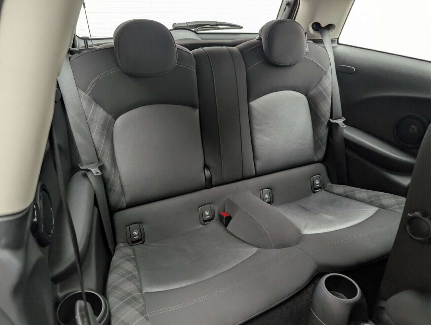 Used MINI Hatch 2017 for sale - 77713317: Photo 23