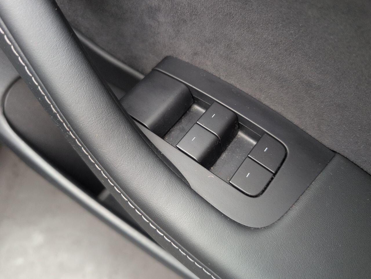 Used Tesla Model 3 2021 for sale - 76425659: Photo 21