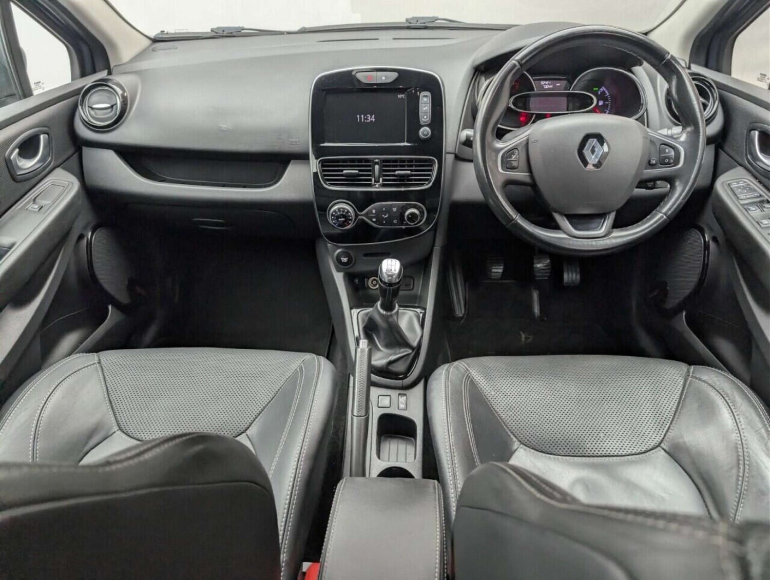 Used Renault Clio 2018 for sale - 77713194: Photo 22