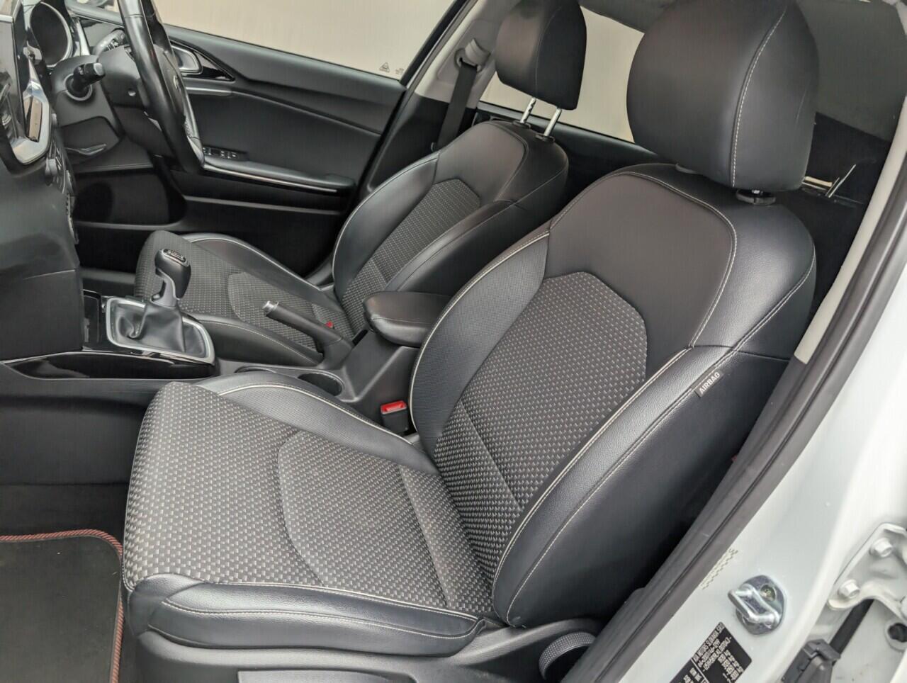 Used Kia Ceed 2019 for sale - 76537711: Photo 28