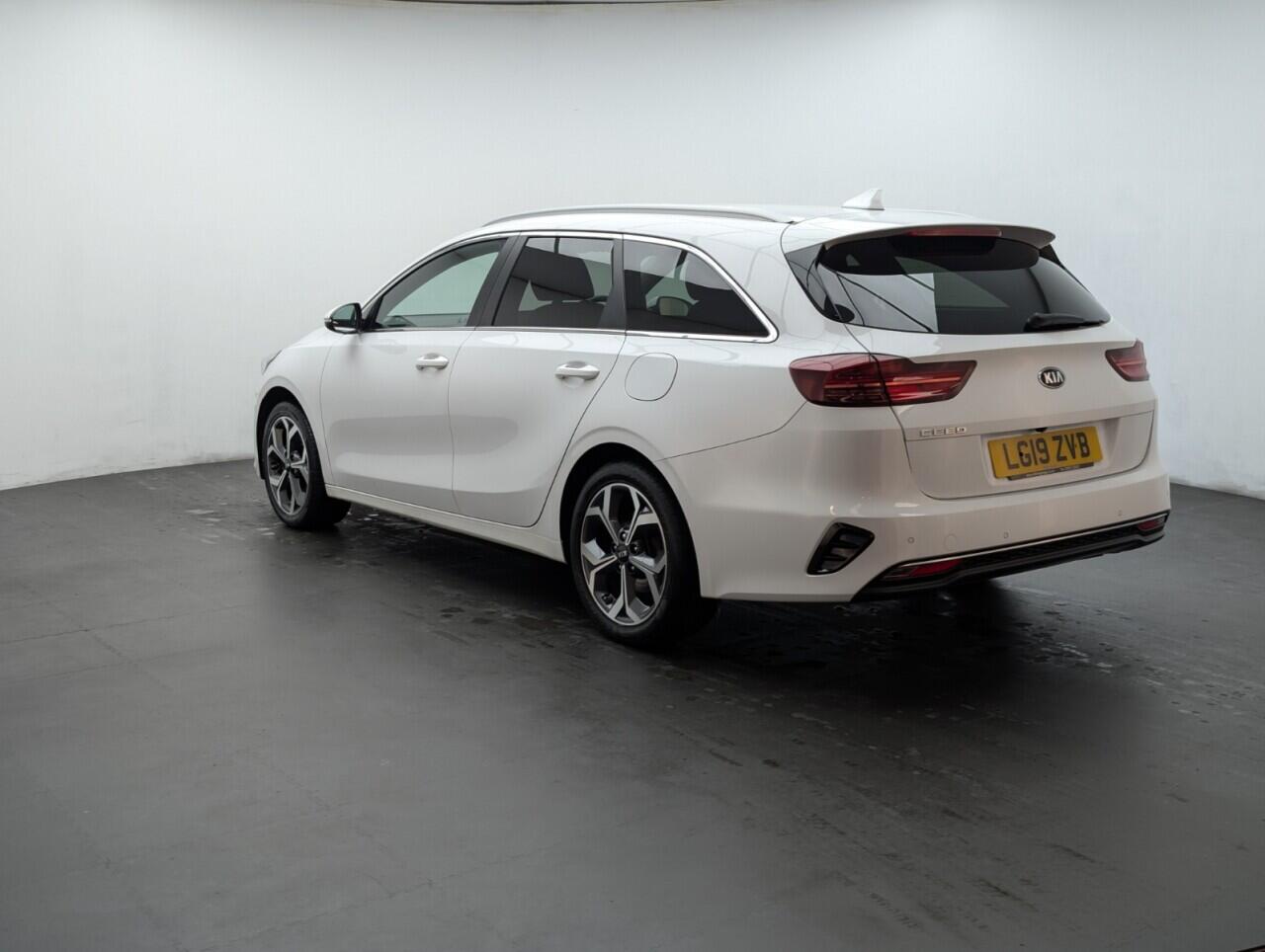 Used Kia Ceed 2019 for sale - 76537711: Photo 6