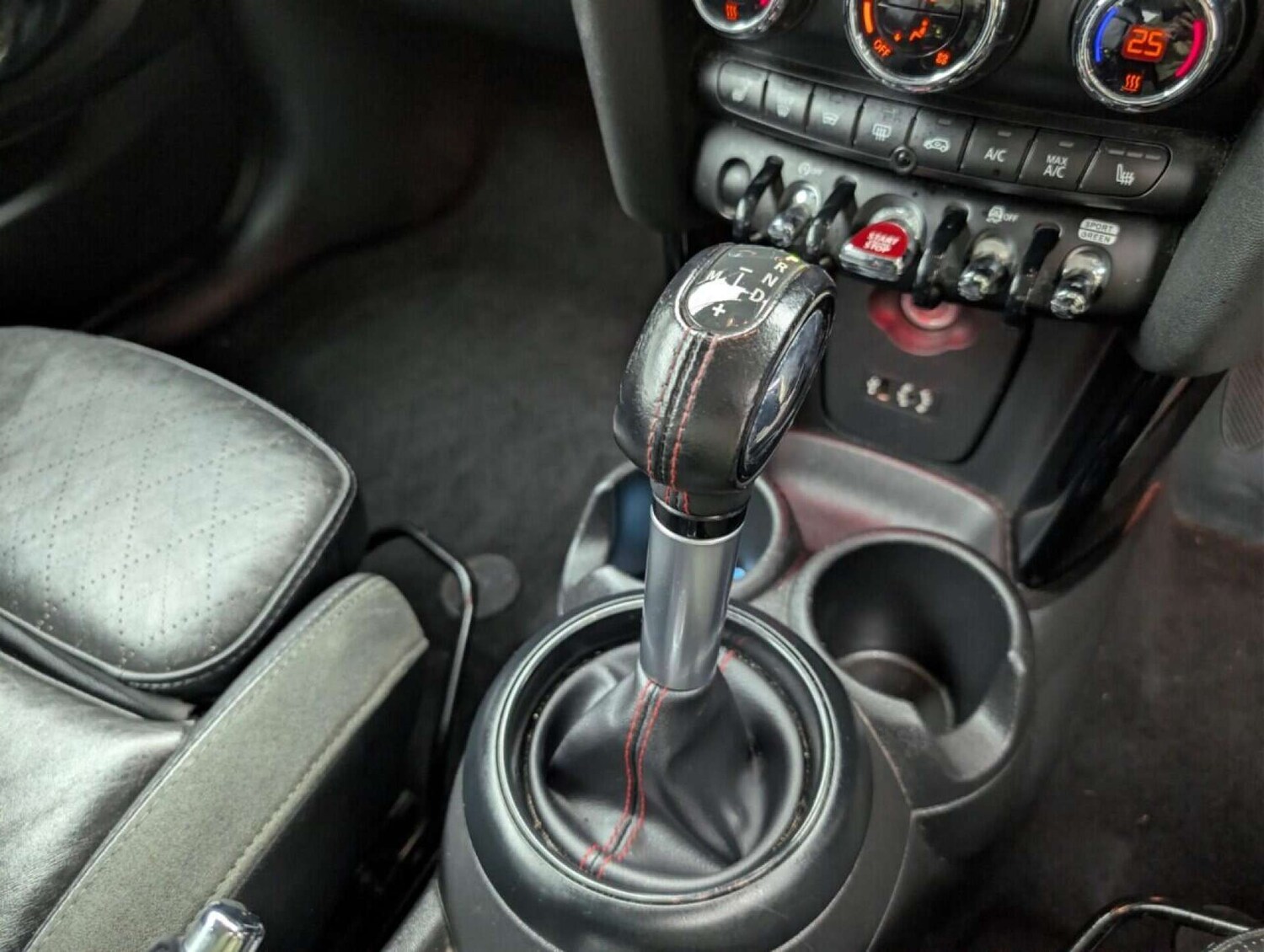 Used MINI Hatch 2018 for sale - 77713038: Photo 16