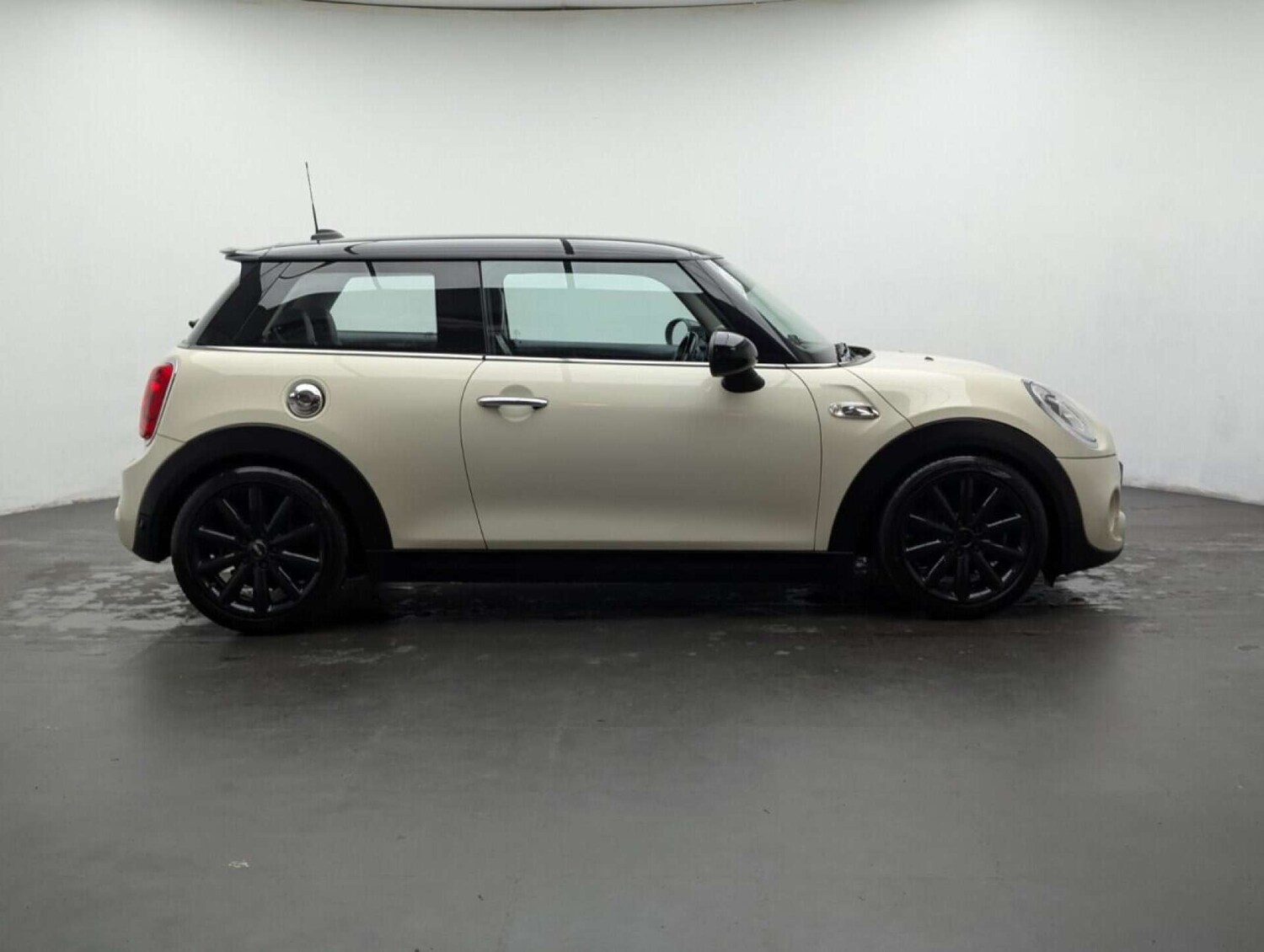 Used MINI Hatch 2018 for sale - 77713038: Photo 9