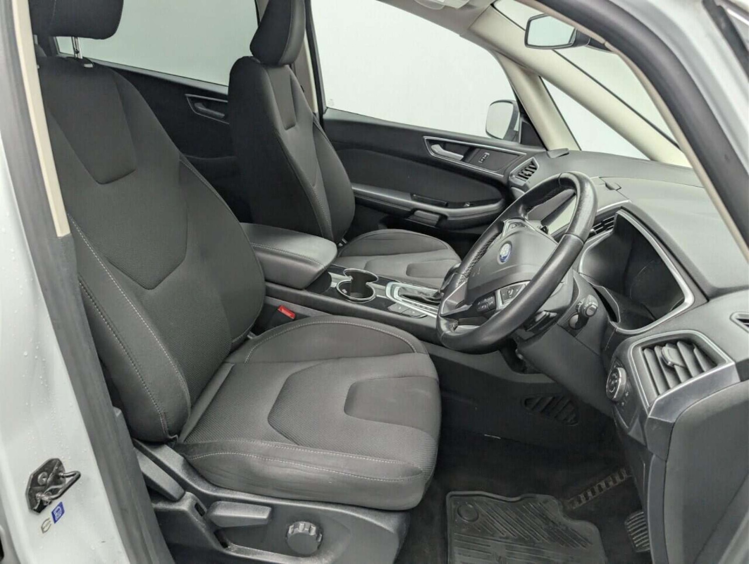 Used Ford S-Max 2017 for sale - 77821637: Photo 14