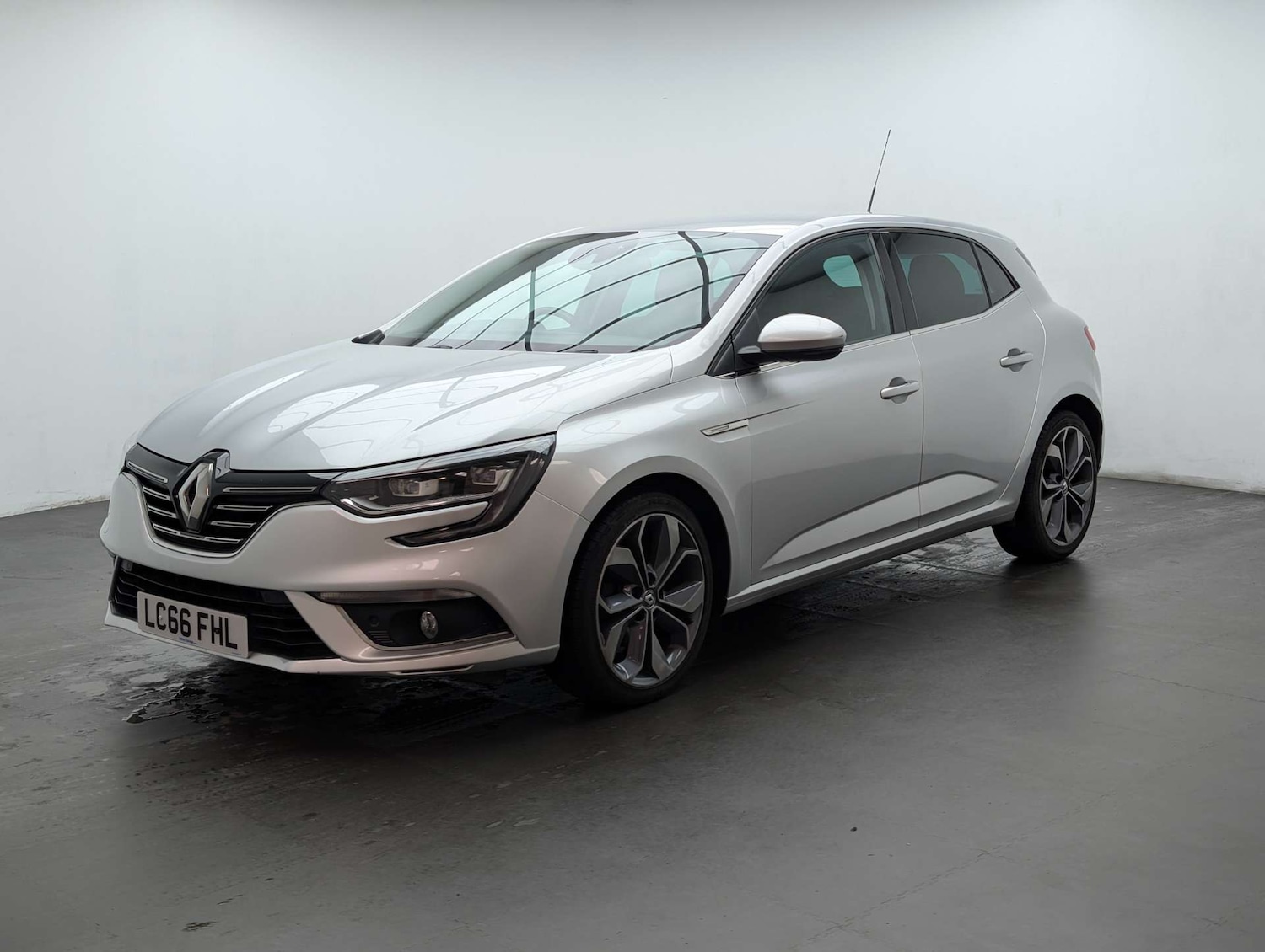 Used Renault Megane 2016 for sale - 77818758: Photo 5