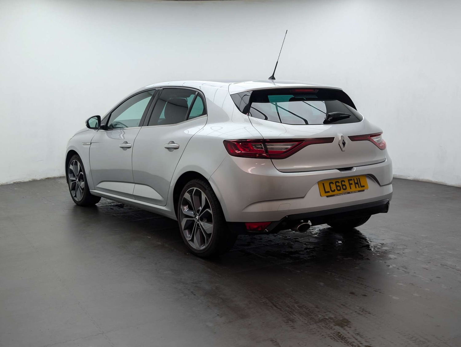 Used Renault Megane 2016 for sale - 77818758: Photo 7