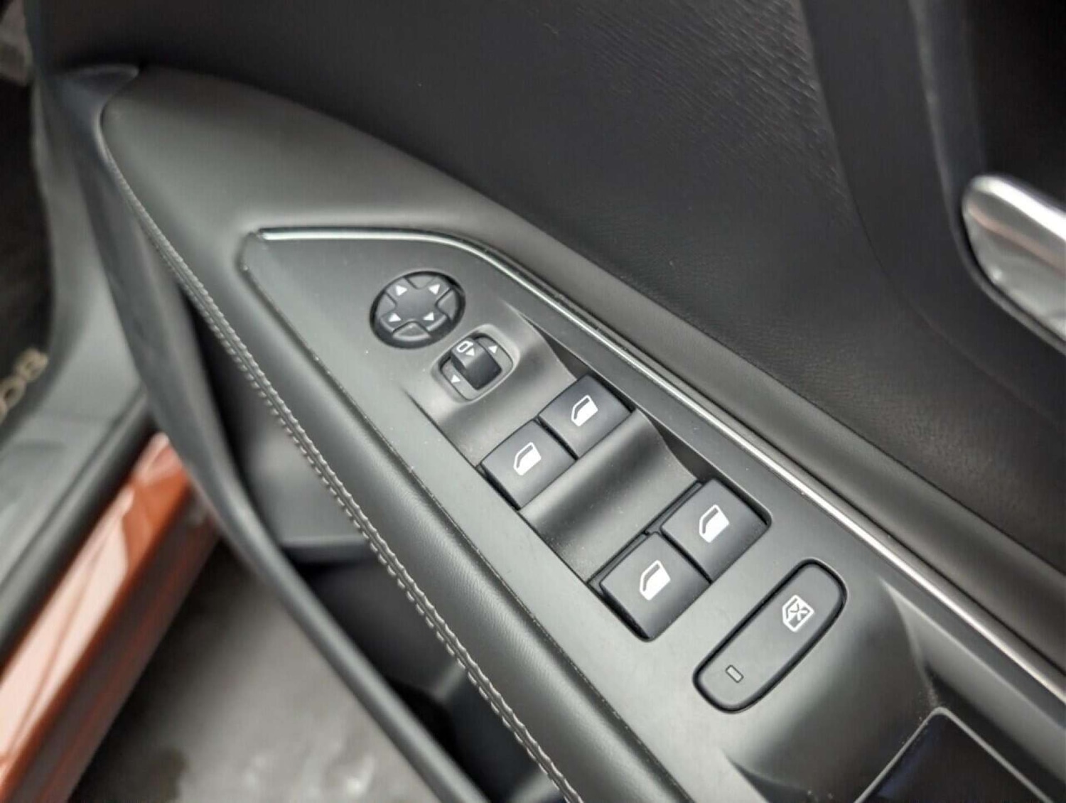 Used Peugeot 3008 2017 for sale - 78106763: Photo 24