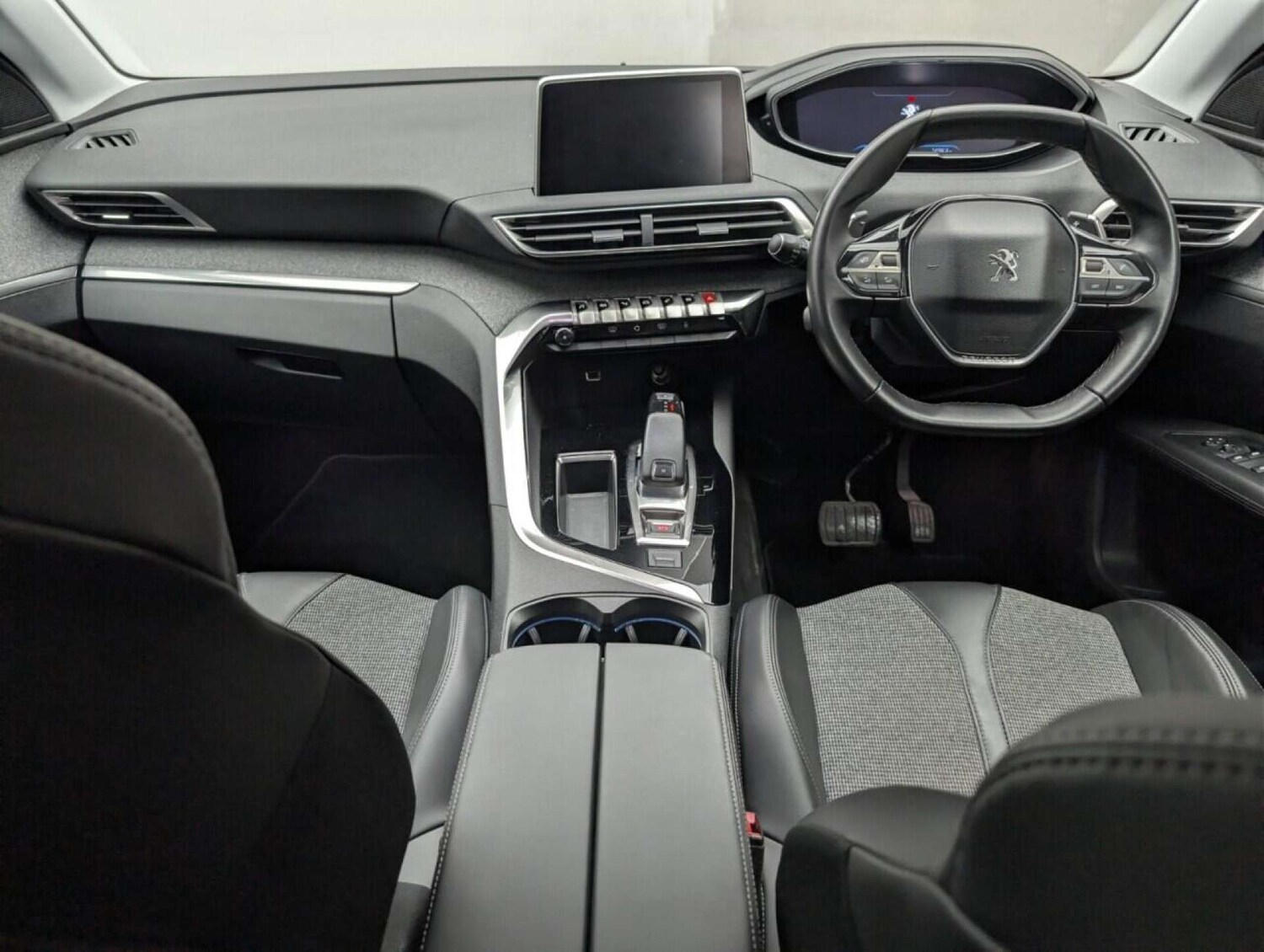 Used Peugeot 3008 2017 for sale - 78106763: Photo 27