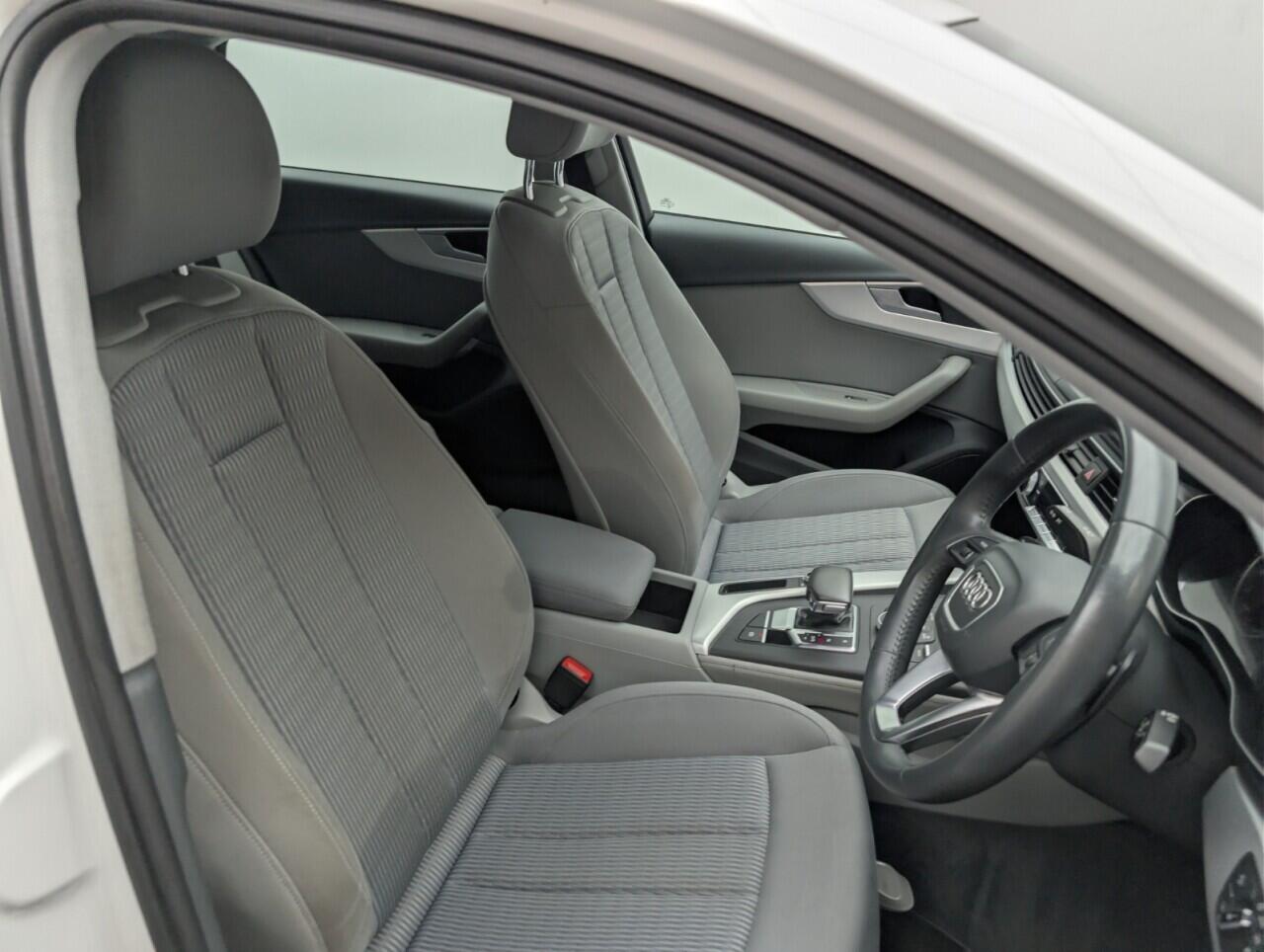 Used Audi A4 2017 for sale - 76887272: Photo 12