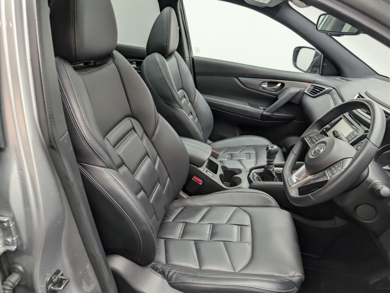 Used Nissan Qashqai 2017 for sale - 76446793: Photo 12