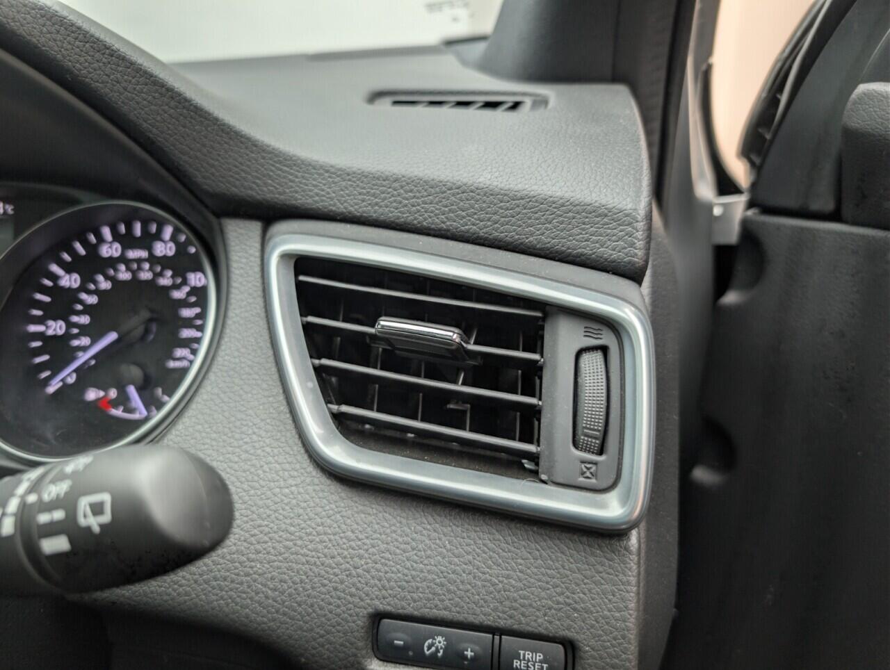 Used Nissan Qashqai 2017 for sale - 76446793: Photo 21