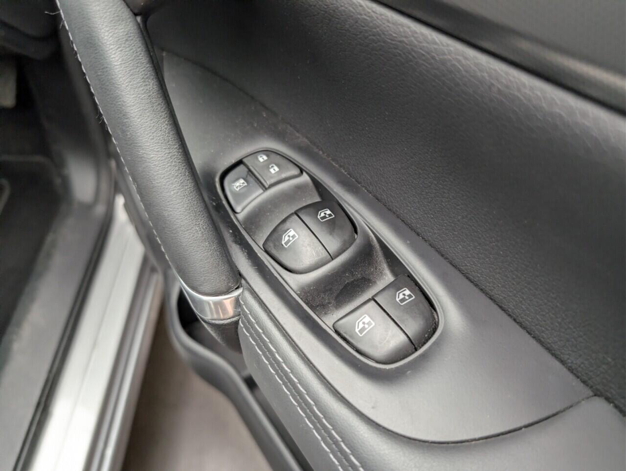 Used Nissan Qashqai 2017 for sale - 76446793: Photo 22