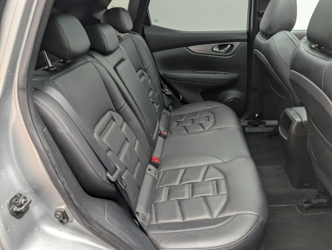 Used Nissan Qashqai 2017 for sale - 76446793: Photo 27