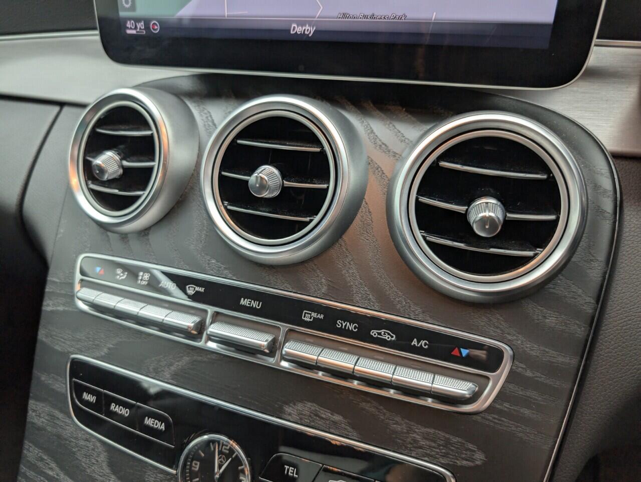 Used Mercedes-Benz C Class 2019 for sale - 76423775: Photo 16