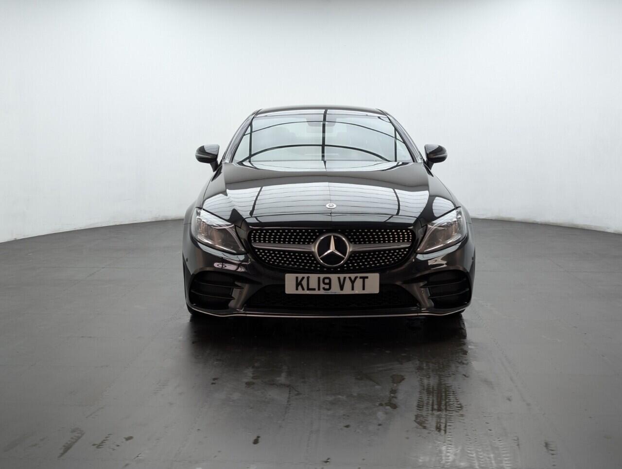 Used Mercedes-Benz C Class 2019 for sale - 76423775: Photo 3