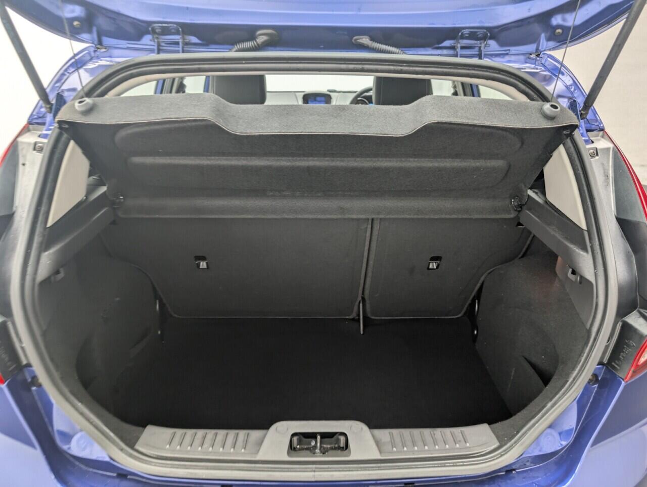 Used Ford Fiesta 2017 for sale - 76423097: Photo 24