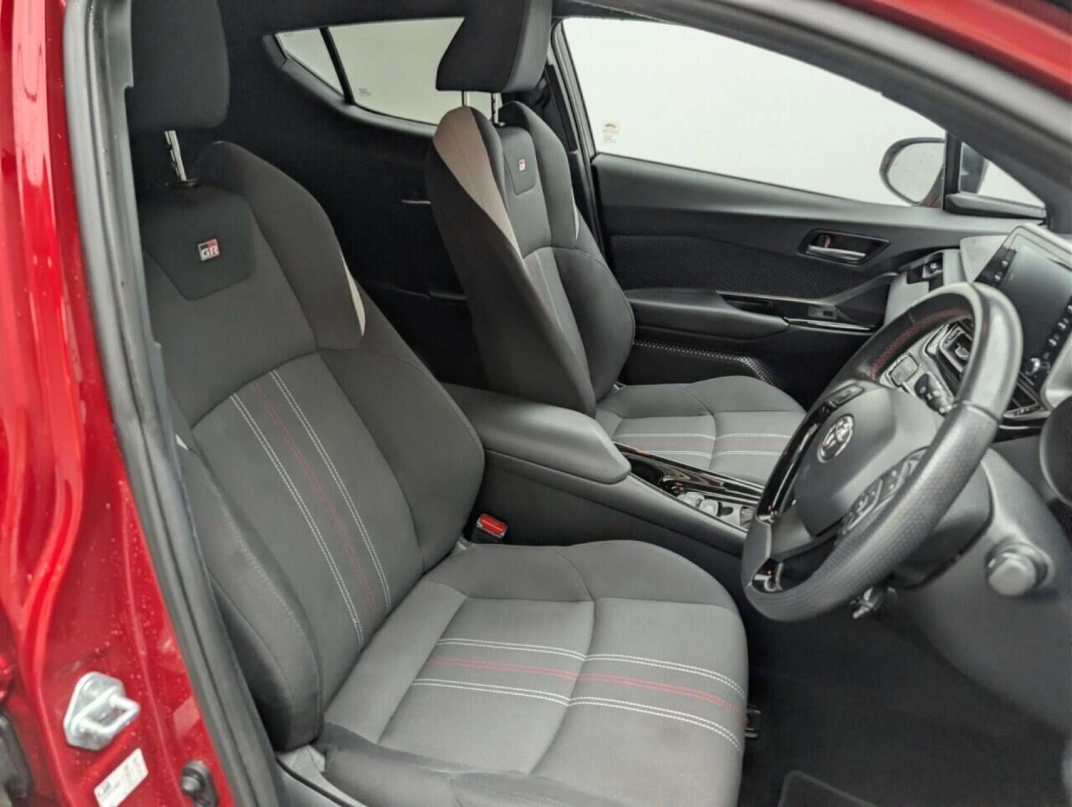 Used Toyota C-HR 2021 for sale - 77714215: Photo 12