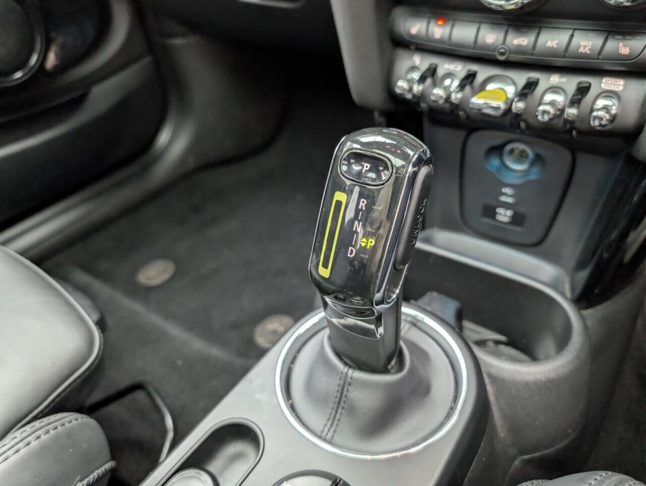 Used MINI Electric Hatch 2020 for sale - 76671282: Photo 17