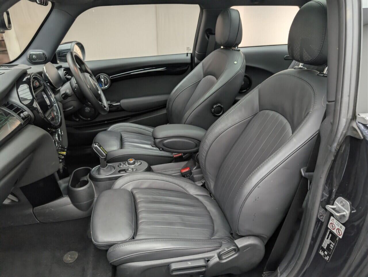 Used MINI Electric Hatch 2020 for sale - 76671282: Photo 25