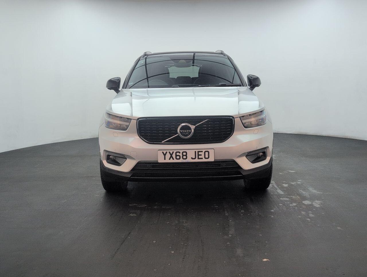 Used Volvo XC40 2018 for sale - 76424972: Photo 3