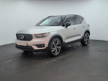 Used Volvo XC40 2018 for sale - 76424972: Photo