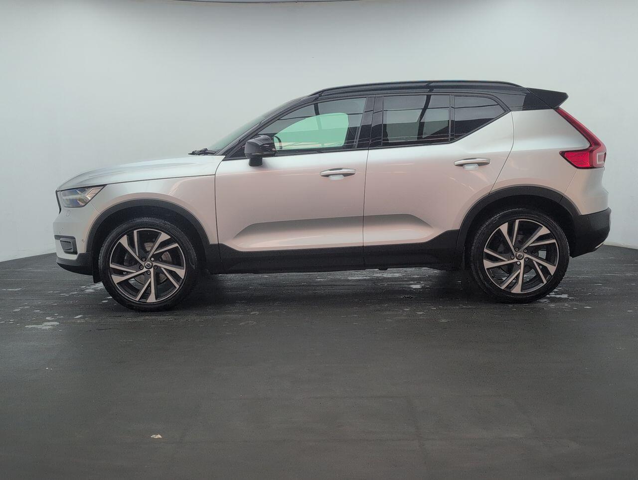 Used Volvo XC40 2018 for sale - 76424972: Photo 5