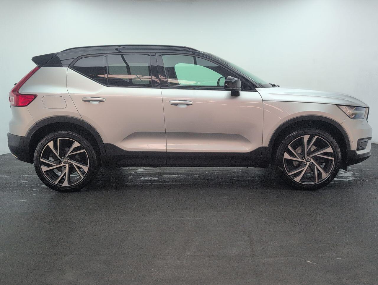 Used Volvo XC40 2018 for sale - 76424972: Photo 9