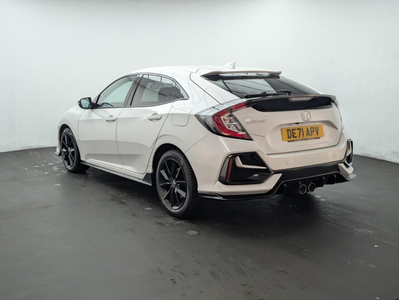 Used Honda Civic 2021 for sale - 76425179: Photo 6