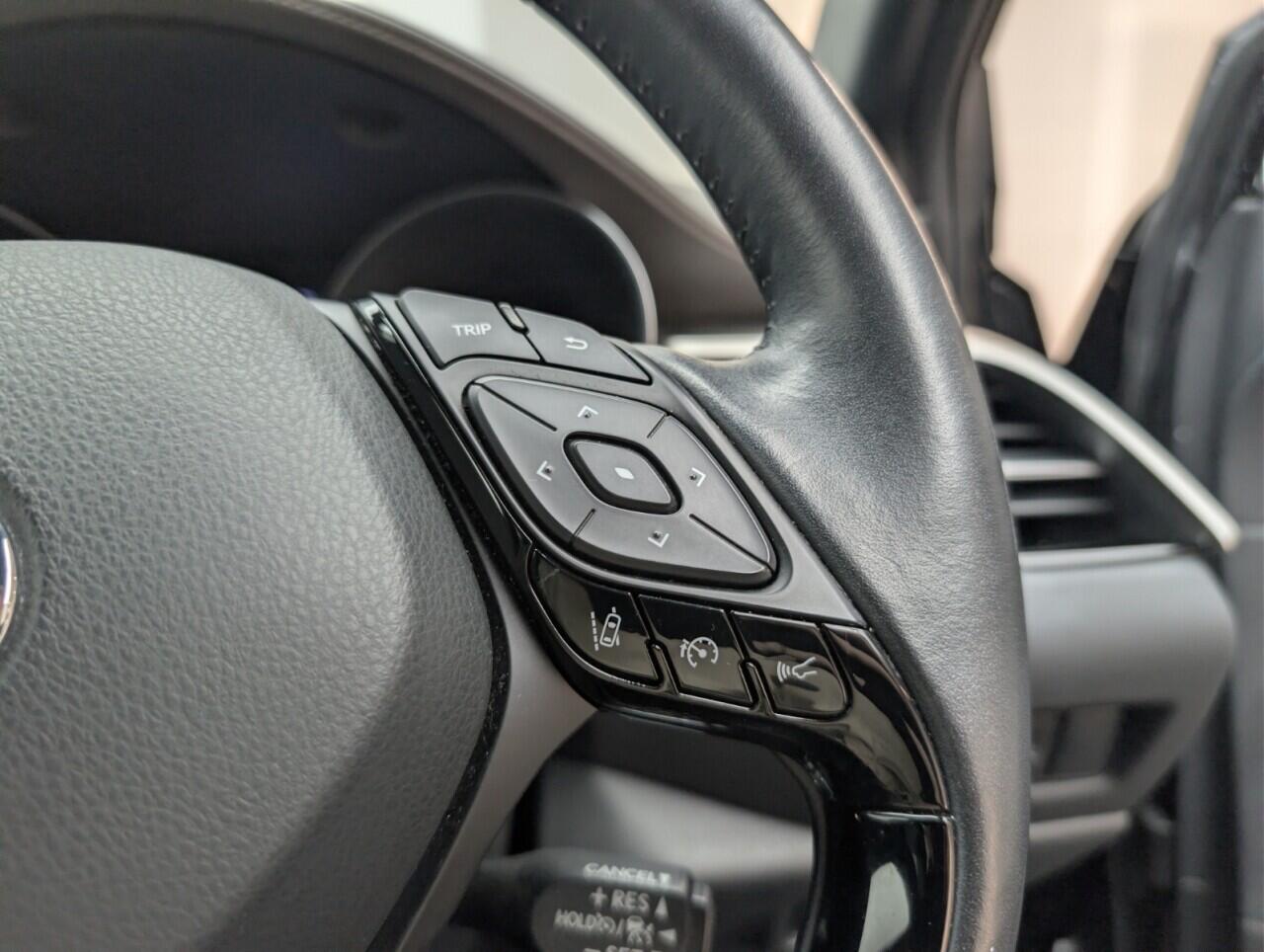 Used Toyota C-HR 2020 for sale - 76633628: Photo 20