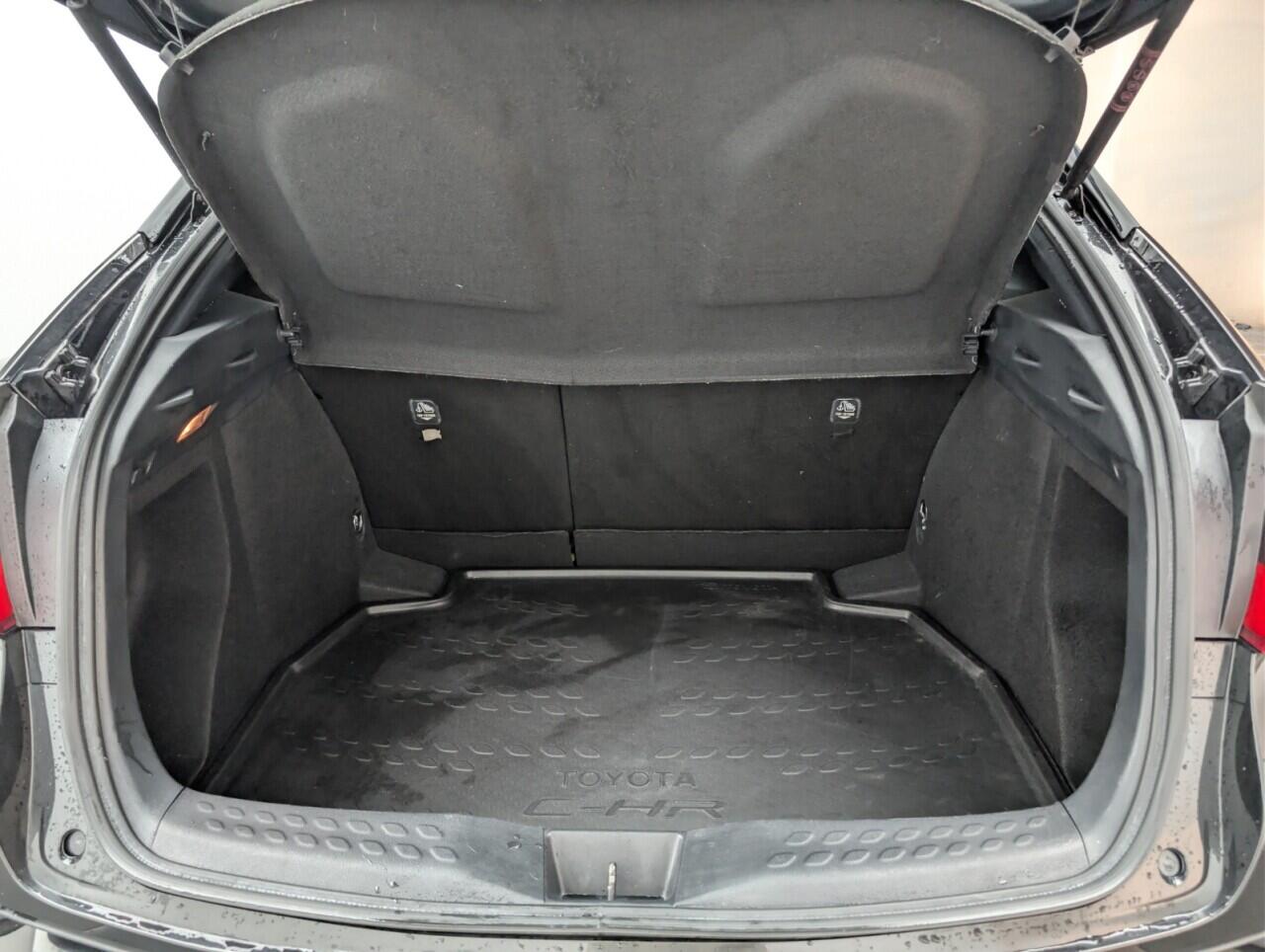 Used Toyota C-HR 2020 for sale - 76633628: Photo 27