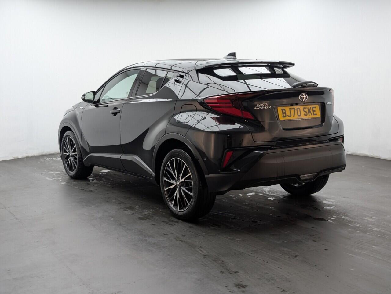 Used Toyota C-HR 2020 for sale - 76633628: Photo 6