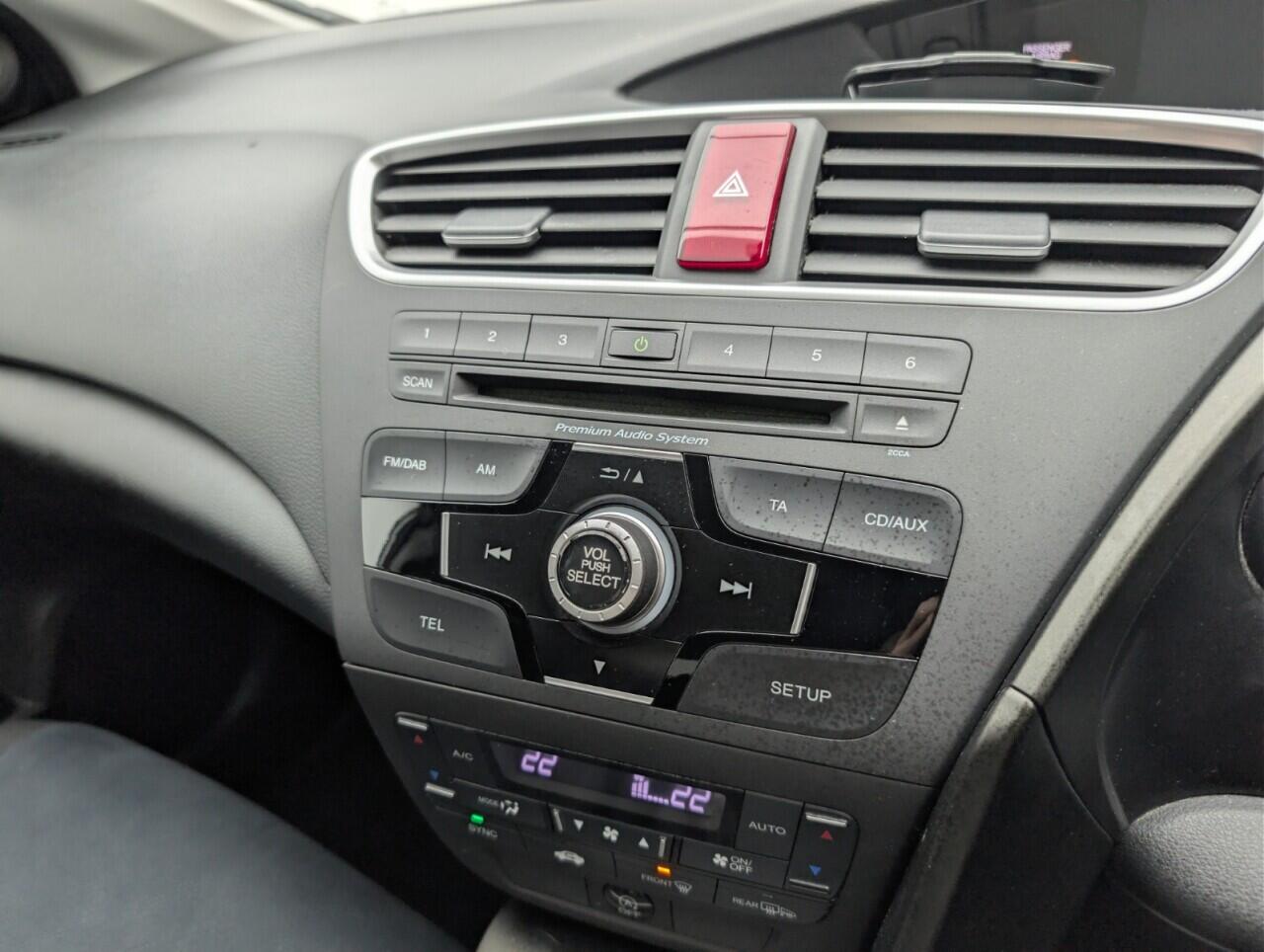 Used Honda Civic 2015 for sale - 76727155: Photo 14