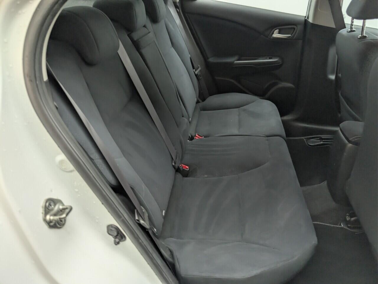 Used Honda Civic 2015 for sale - 76727155: Photo 24