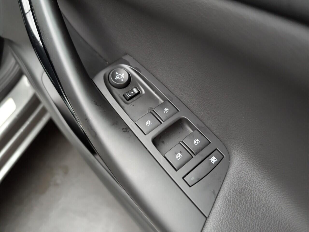 Used Vauxhall Astra 2019 for sale - 76607597: Photo 21