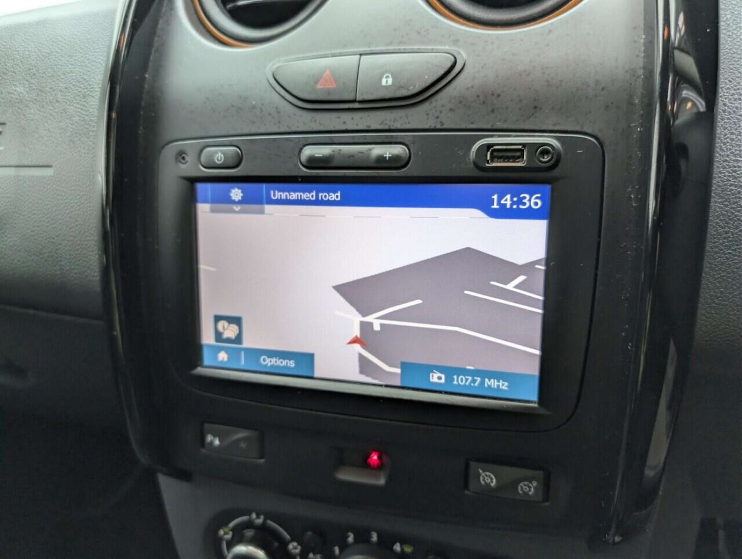 Used Dacia Duster 2017 for sale - 77713334: Photo 15