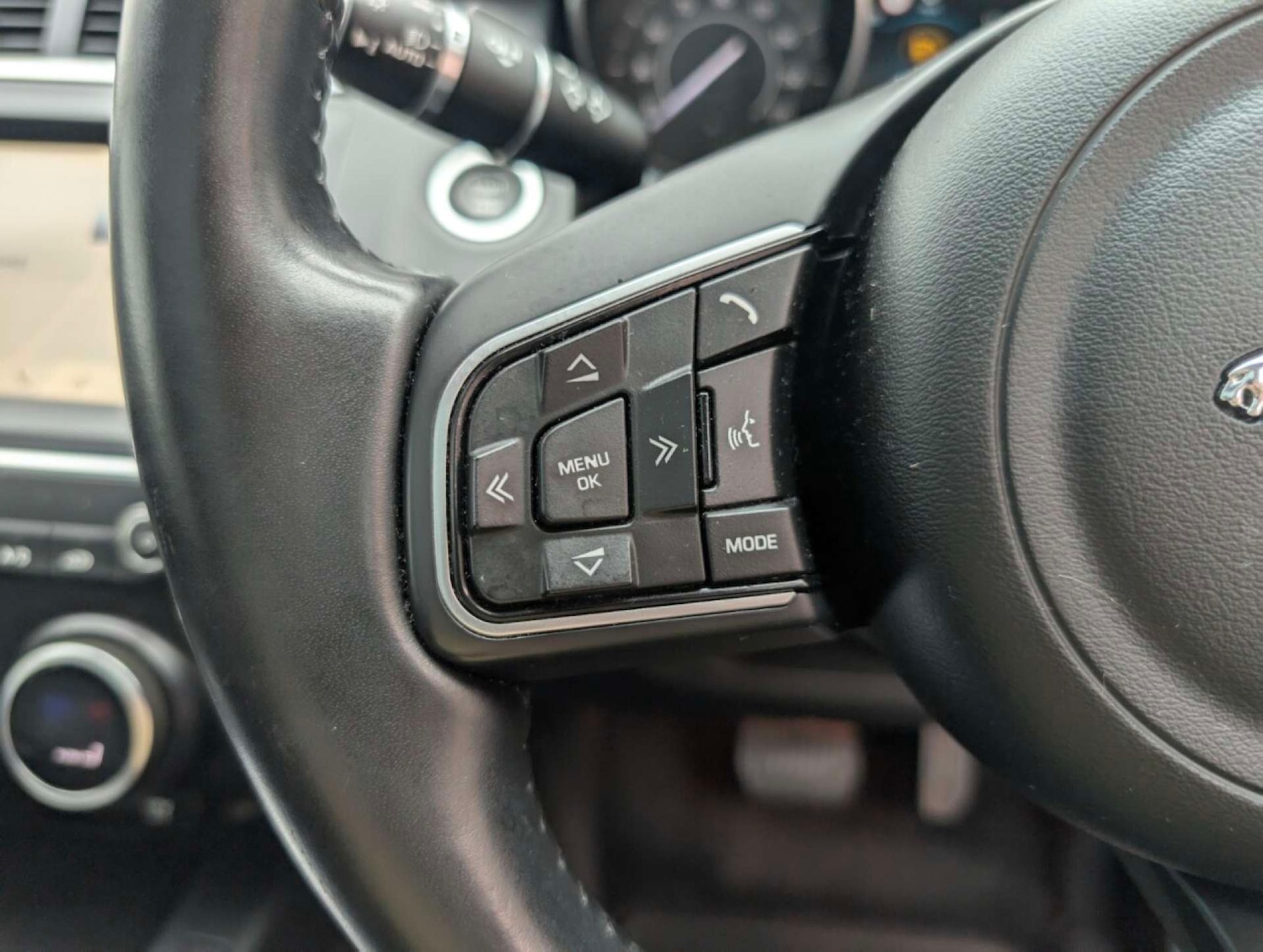 Used Jaguar E-Pace 2020 for sale - 77803664: Photo 24