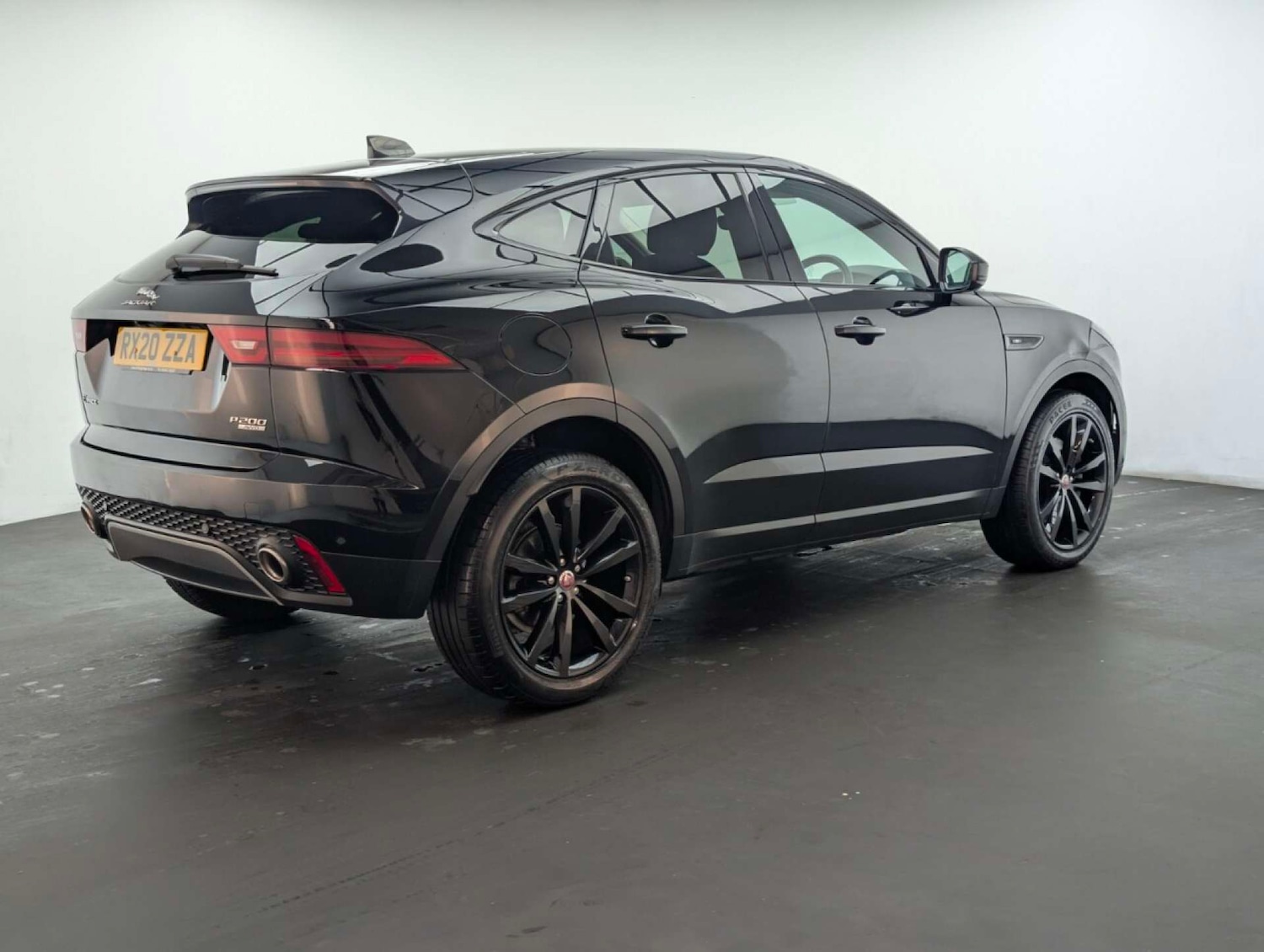 Used Jaguar E-Pace 2020 for sale - 77803664: Photo 8