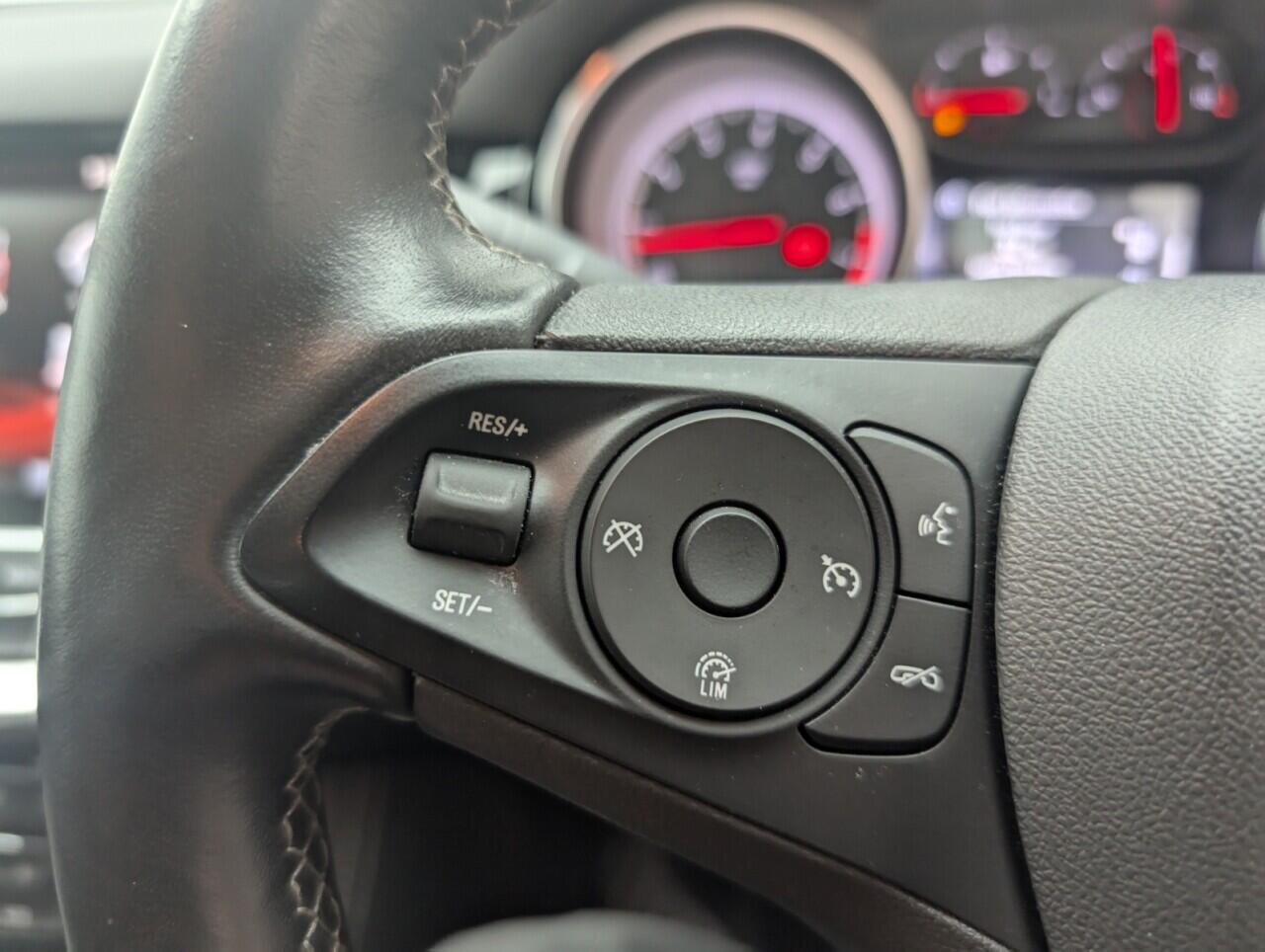 Used Vauxhall Astra 2018 for sale - 76425848: Photo 19