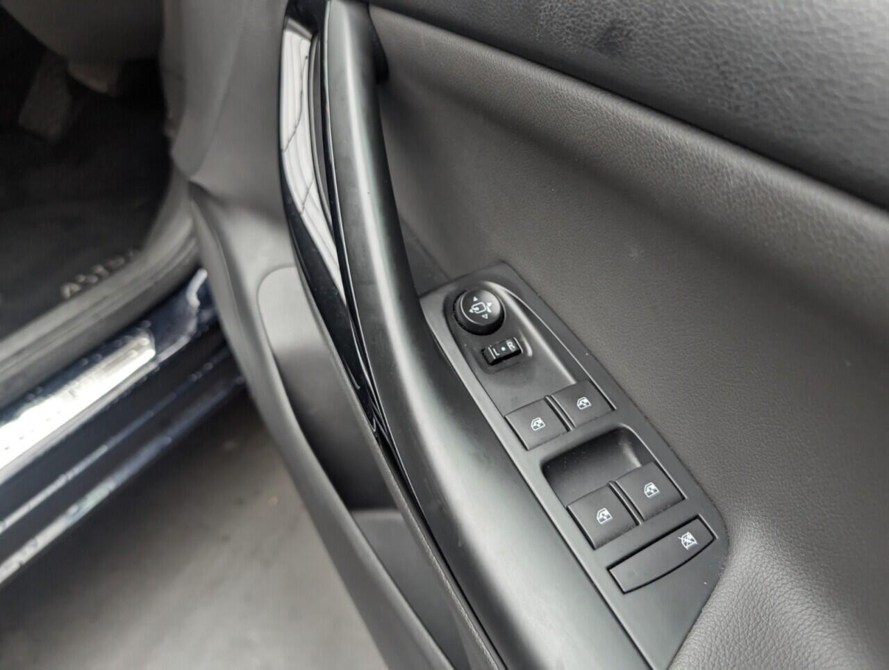 Used Vauxhall Astra 2018 for sale - 76425848: Photo 22