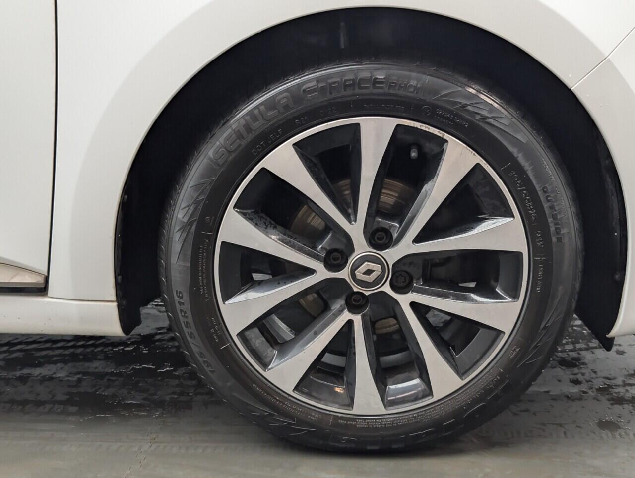 Used Renault Clio 2020 for sale - 77710549: Photo 10