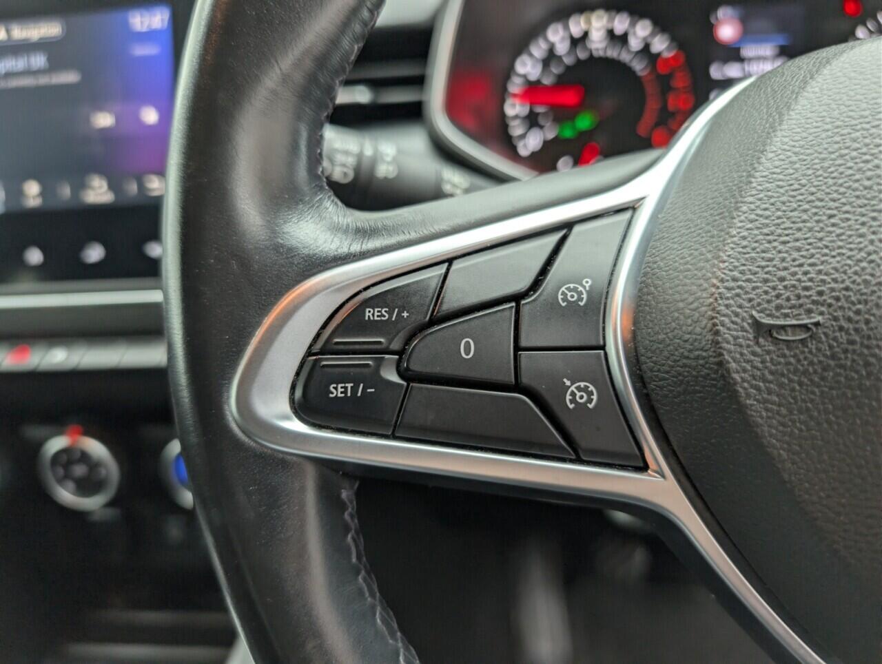 Used Renault Clio 2020 for sale - 77710549: Photo 18