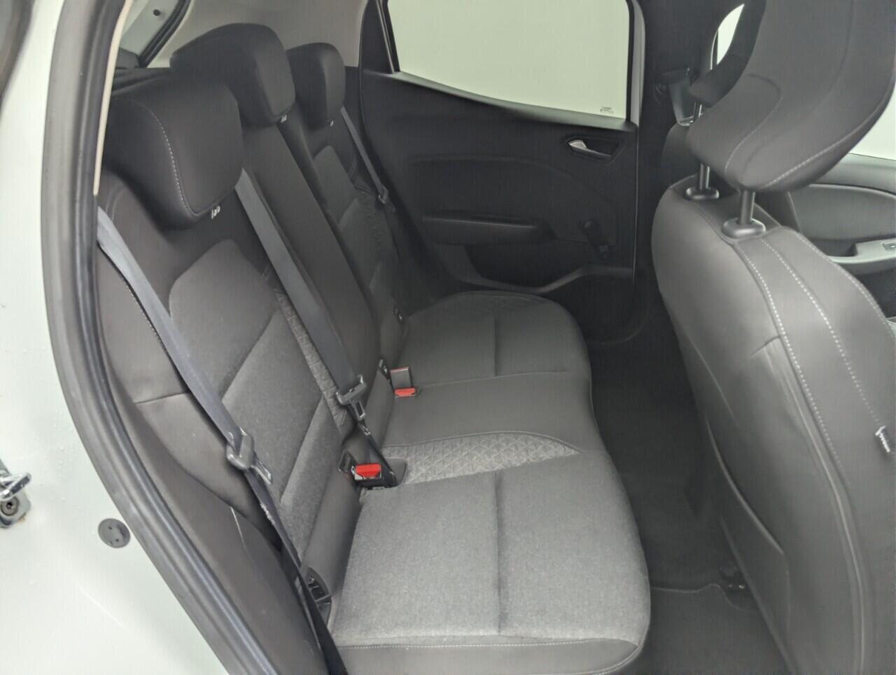 Used Renault Clio 2020 for sale - 77710549: Photo 24